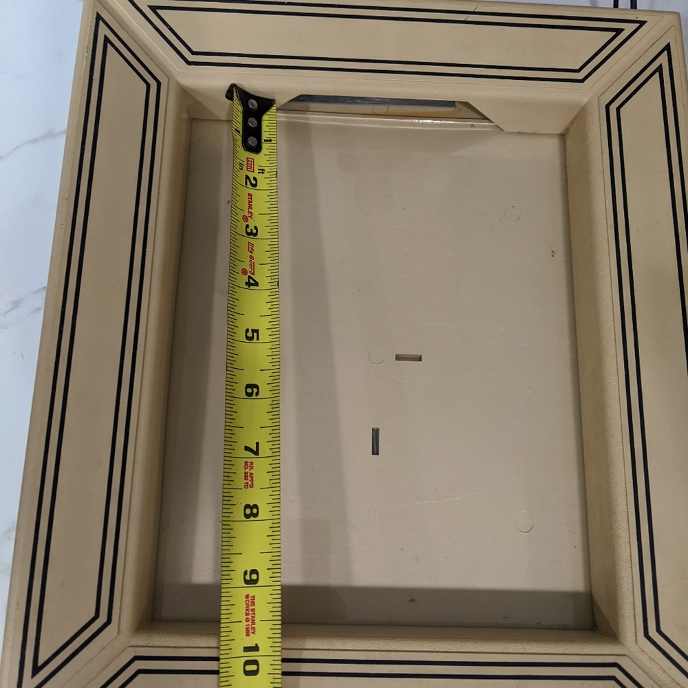 SOLD Vintage Underwriters Laboratories Illuminated Picture Frames 8x10 Set of 2 - Picture 9 of 10